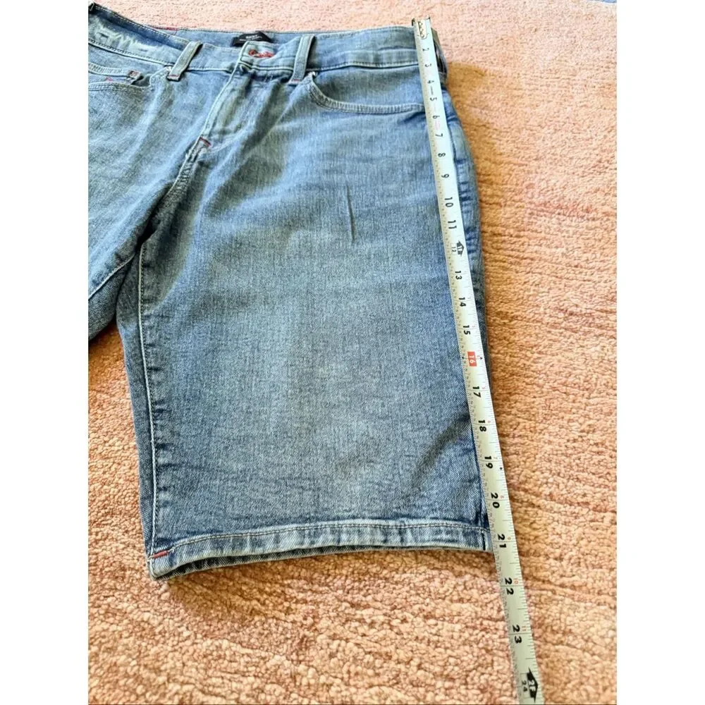 NWT True Religion Ricky Relaxed Straight Denim Shorts W32 Light Wash Men’s